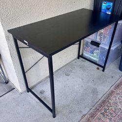 Black Desk/Table