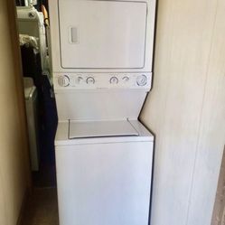 Frigidaire Washer And Dryer 