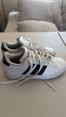 Men's Adidas size 8