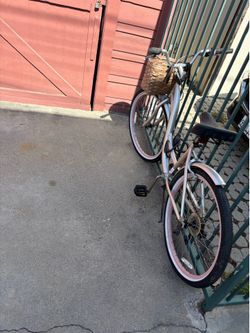 Ladies Bike and newish helmet