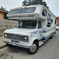 1990 Ford Ecoline 350 Mallard