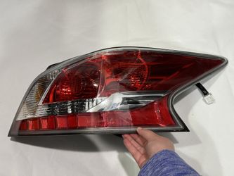 2013-15 Rt Taillamp Nissan Altima