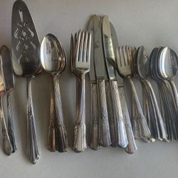 WM Rogers Vintage Silverware 