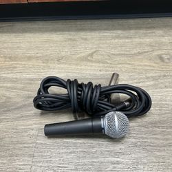 Shure SM58 Microphone