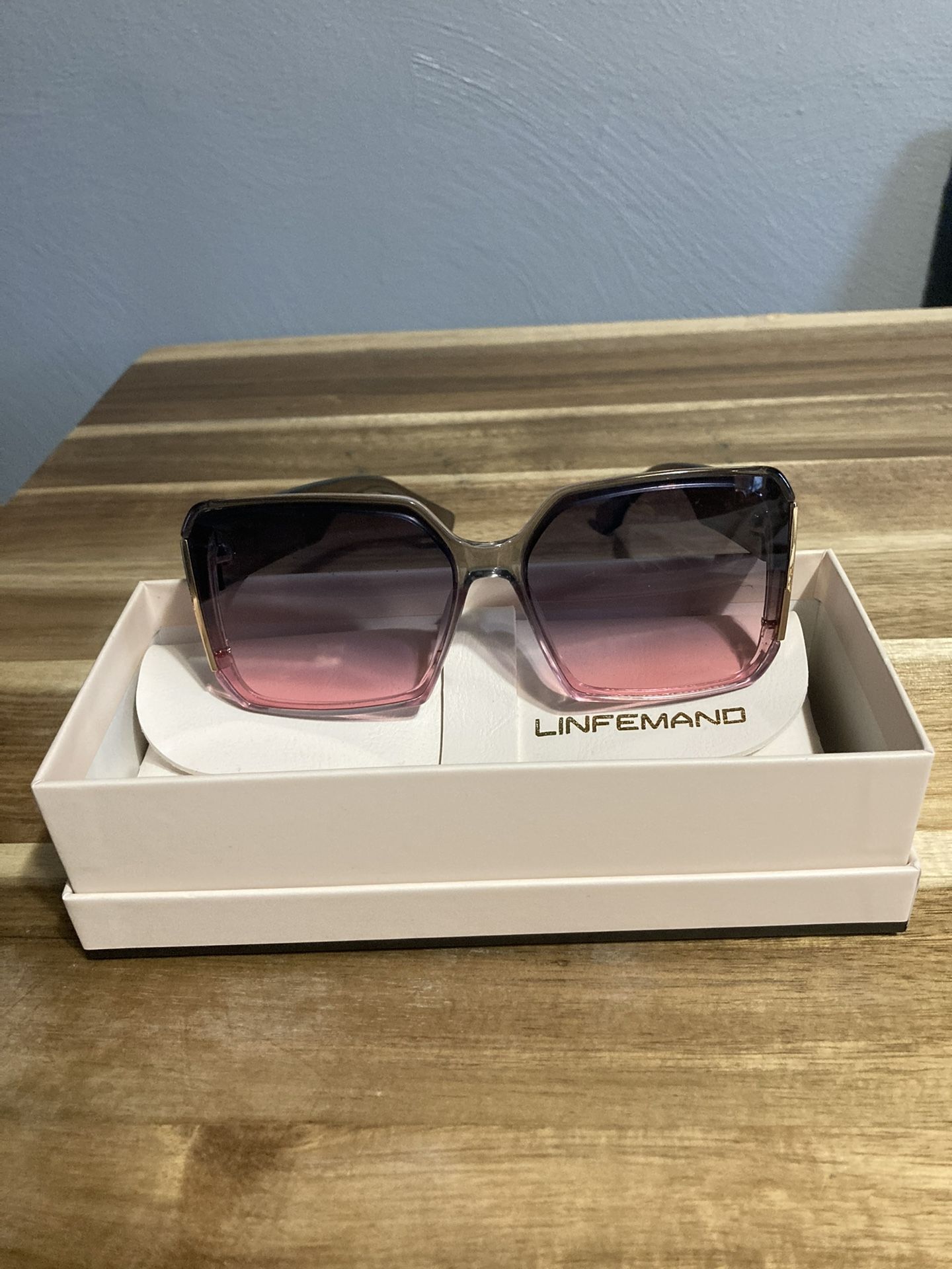 Oversized square Women’s  Fashion Glasses, NEW