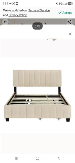 Queen Bedframe with trundle and storage.

(NO MATRESS)