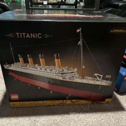 Lego Titanic Ship 10294