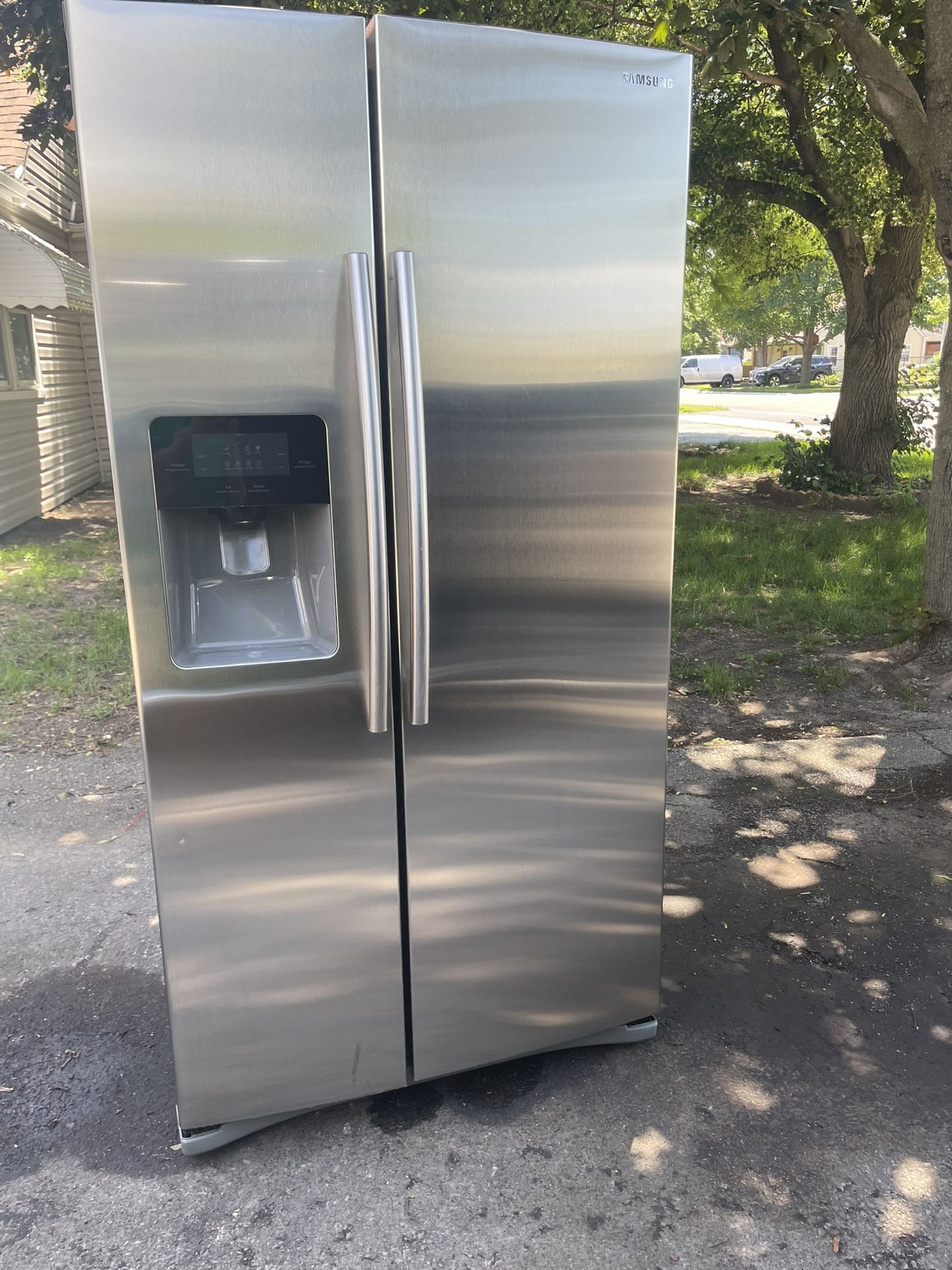 Used Stainless Steel Samnsung Refrigerator