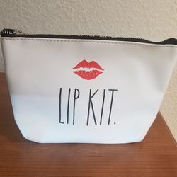 *Rae Dunn* Lip Kit Makeup Bag 