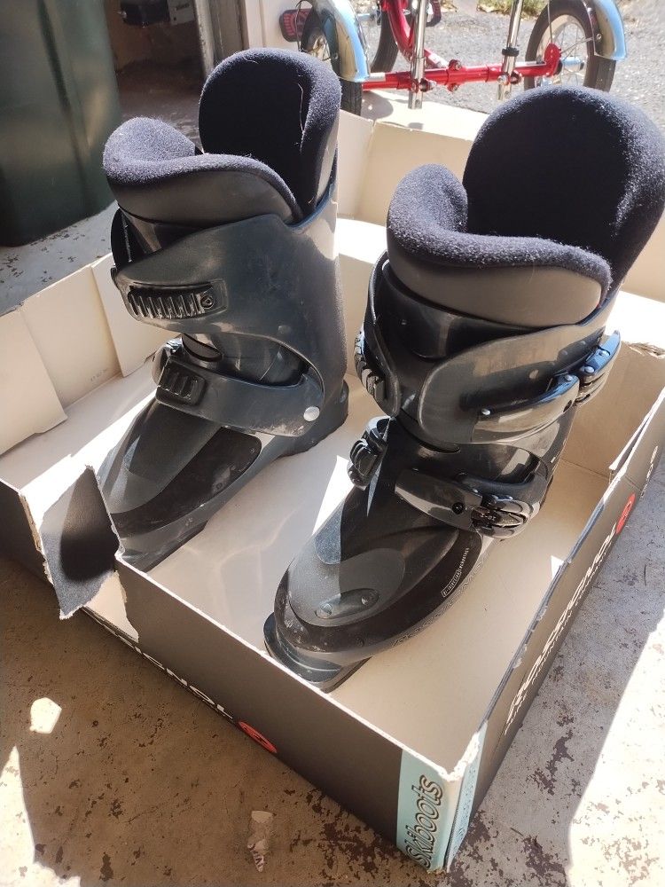 Rossignol Ski Boots