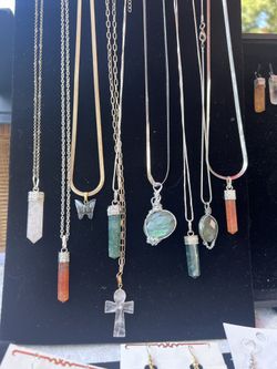 Crystal Pendants Necklace