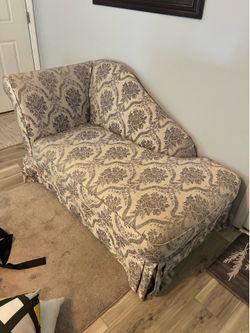 Chaise Lounge