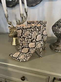 Express Booties