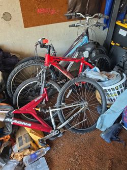 4 Mountain Bikes