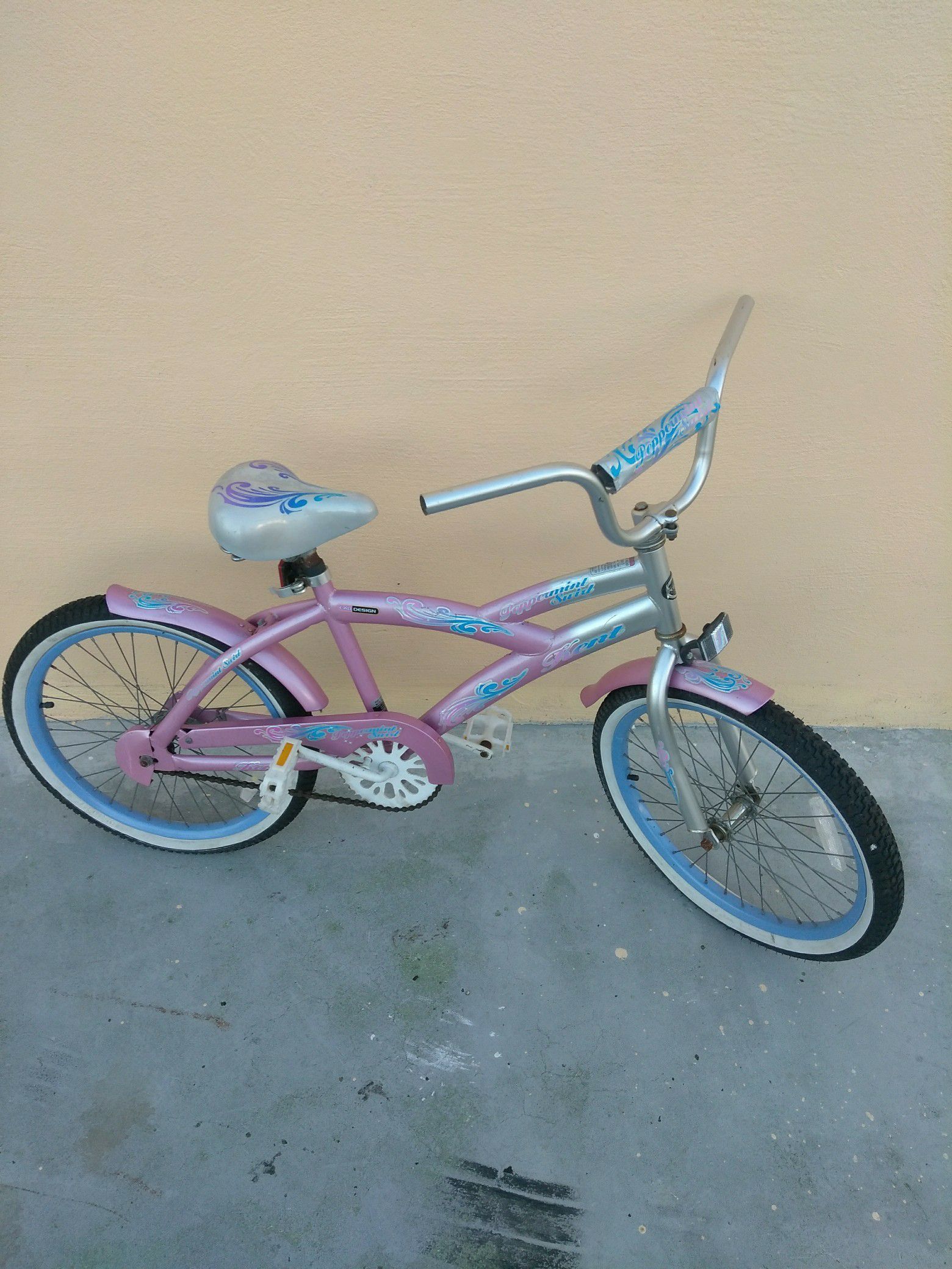 Bicicletas de niña