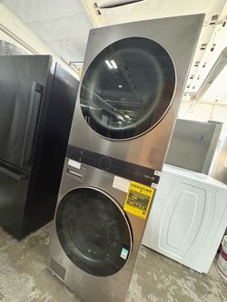 LG ThinQ Stacked Washer Dryer GasTower
