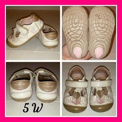 (Sz 5W) Toddler Stride Rite Shoes