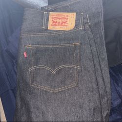 barely used levi 501