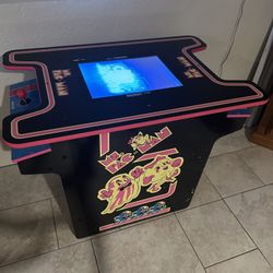 PAC Man 2 Player Table