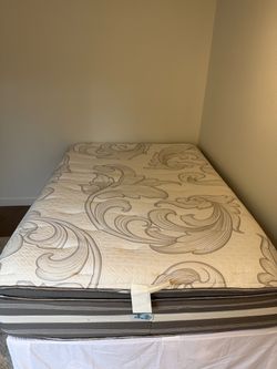 Full Size Bed