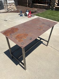 Welding table