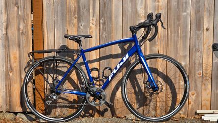 Fuji Sport IF Disc Road/Hybrid Bike - Clean with Rack
