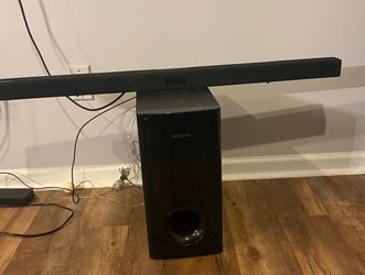 Samsung Soundbar with Subwoofer