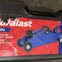 Duralast Hydraulic Trolley Jack