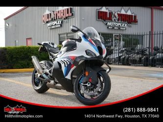 2026 BMW M1000RR (CARBON WHEELS)
