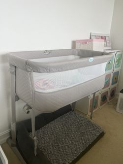 Baby Bassinet (Moises)