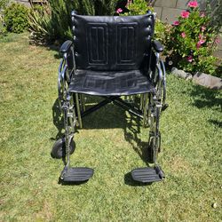 used wheelchair heavy duty  in good condition 