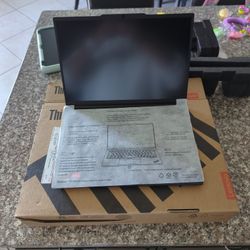 Lenovo E14 Gen 5 Laptop