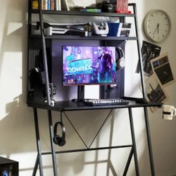 Brand new tower desk