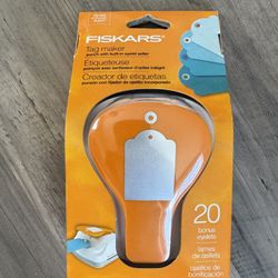 Fiskars Tag Maker