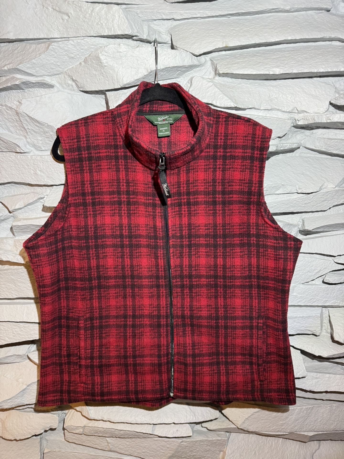 Woolrich Classic Red & Black Hunt Plaid fleece vest. EUC! Sz XL