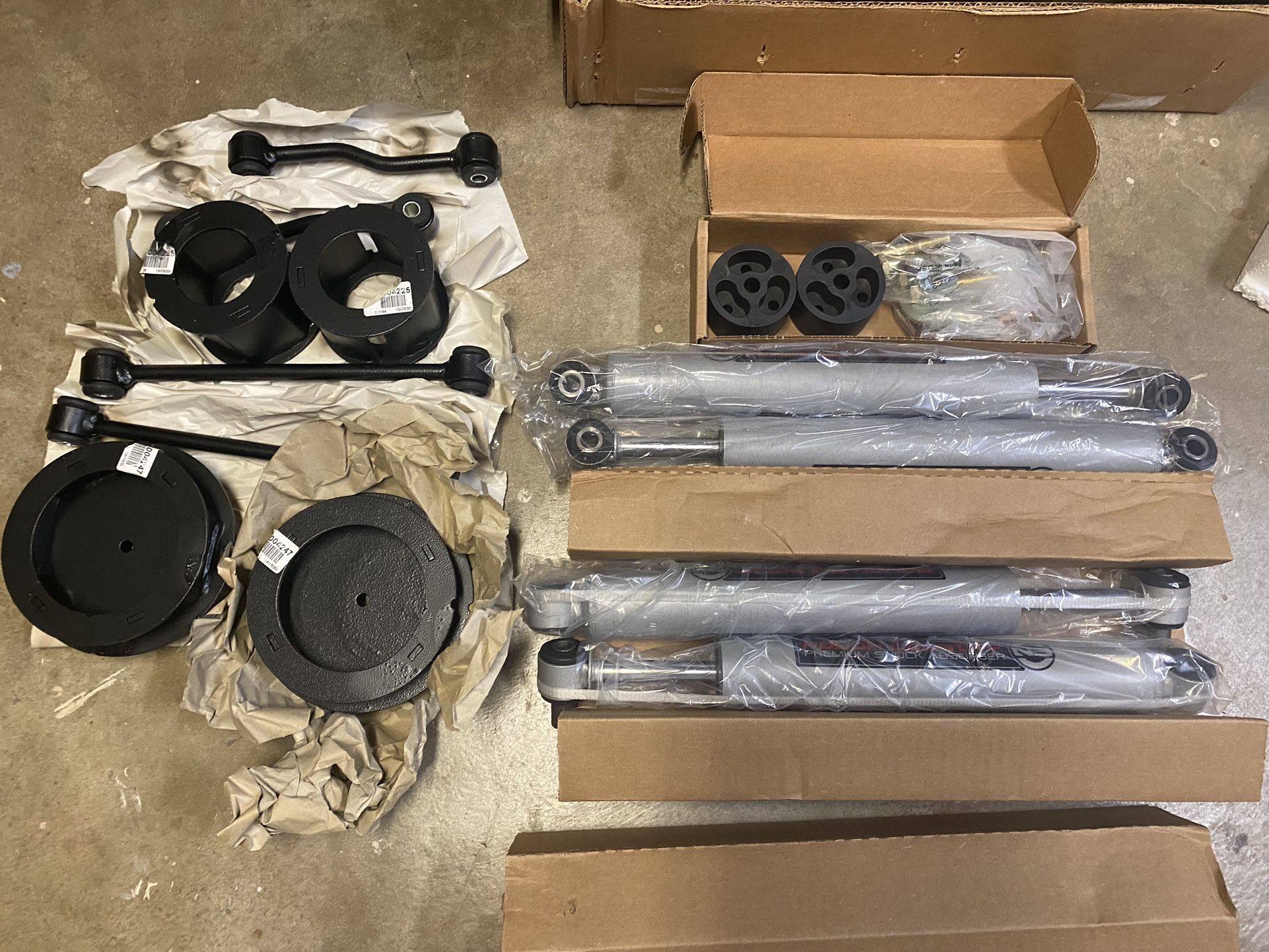 3.5 Inch Lift Kit Rough Country - Jeep Gladiator 