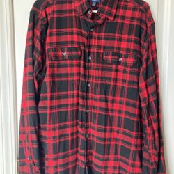 Men’s Shirt Size Large 