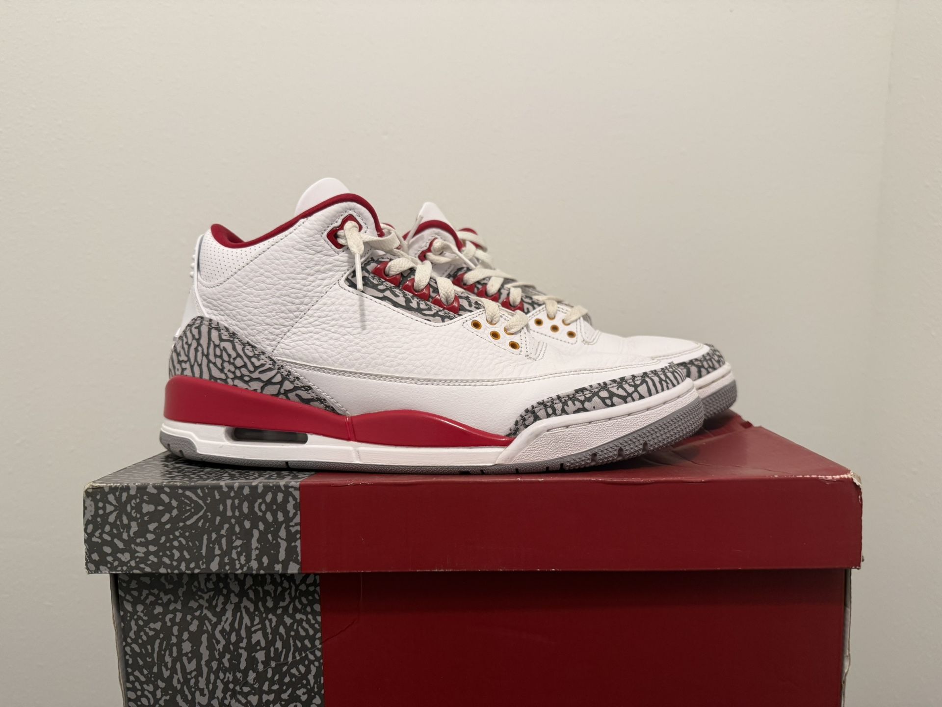 Jordan 3’s , 13’s . Size 11, 10.5