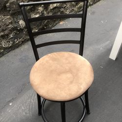 Very Good Condition A Bar Stool 