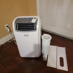 Black & Decker Digital 12,000 BTU Portable 3 in 1 Air Conditioner, Dehumidifier And Fan With Remote