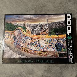 NEW Barcelona Park Guell 1000 Piece Puzzle