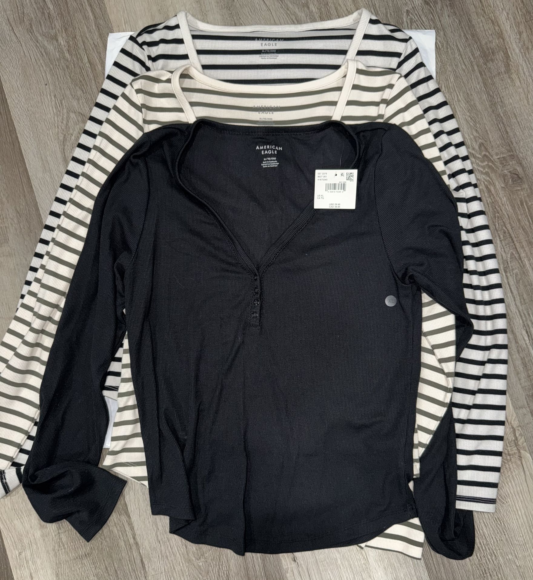 American Eagle Long Sleeve