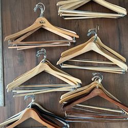 30 Wooden Hangers 