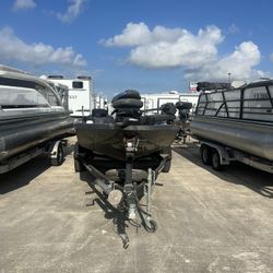 Ranger 19 Ft Bass Boat