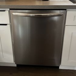 Frigidaire Gallery Dishwasher 24 inch 