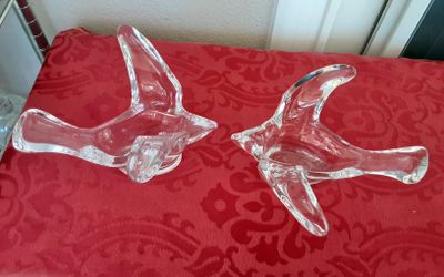 PRINCESS HOUSE CRYSTAL DOVES 2 FOR $30 OR 3 For $40.  MANY ITEM NEW AND GENTLY USED.  PU 15&POWAY RD OR 15&8,  MISSION VALLEY.