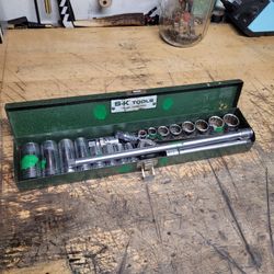 S•K 21 pc Socket Set Vintage