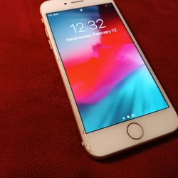 Apple iPhone 8 // 64gb // Carrier Unlocked