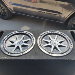 2 12inch Kickers In a Box