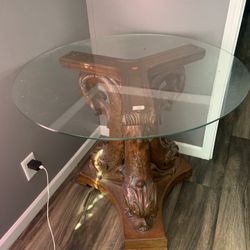 glass table 